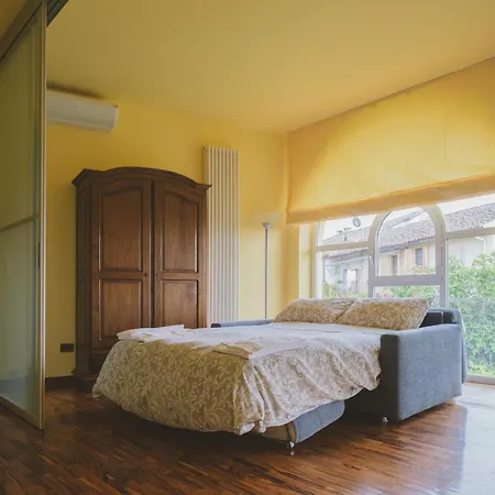 Casa Del Sole 펜션 카스타뇰레 란제